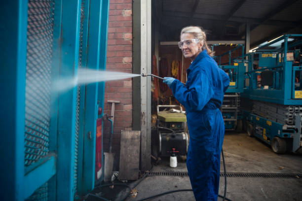 Best Oil and Grease Removal from Surfaces in Rosemount, MN